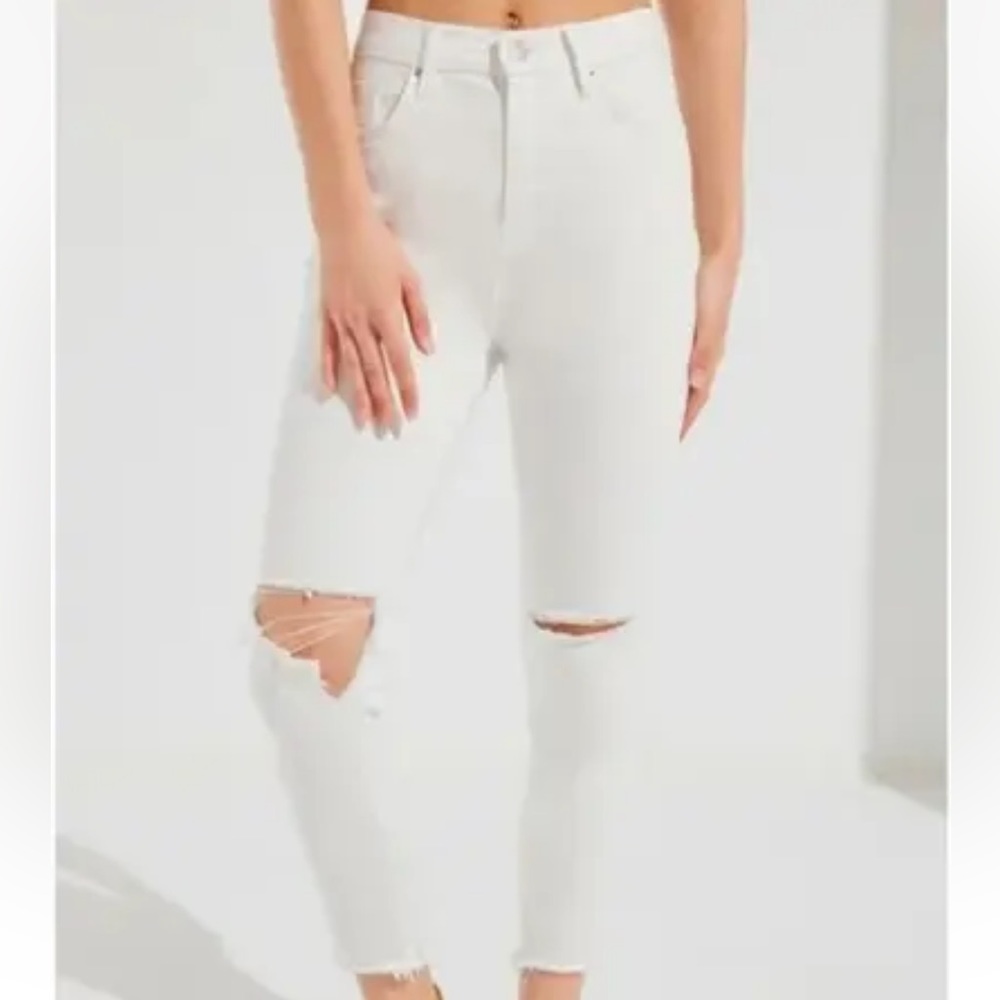 Urban Outfitters BDG white twig high rise cropped distressed ankle jeans 27